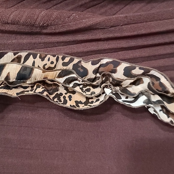 Peter Nygard Womens Cardigan Short Sleeves Brown Ruffly Cheetah Trim L/14-16 EUC - Picture 2 of 7